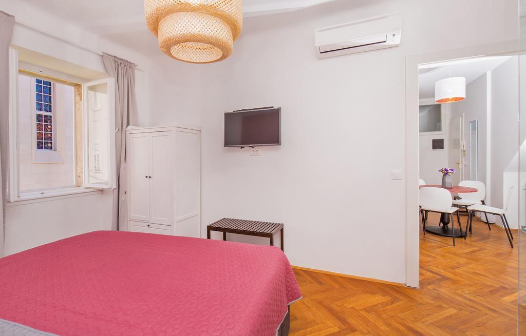 Dox Apartmán *